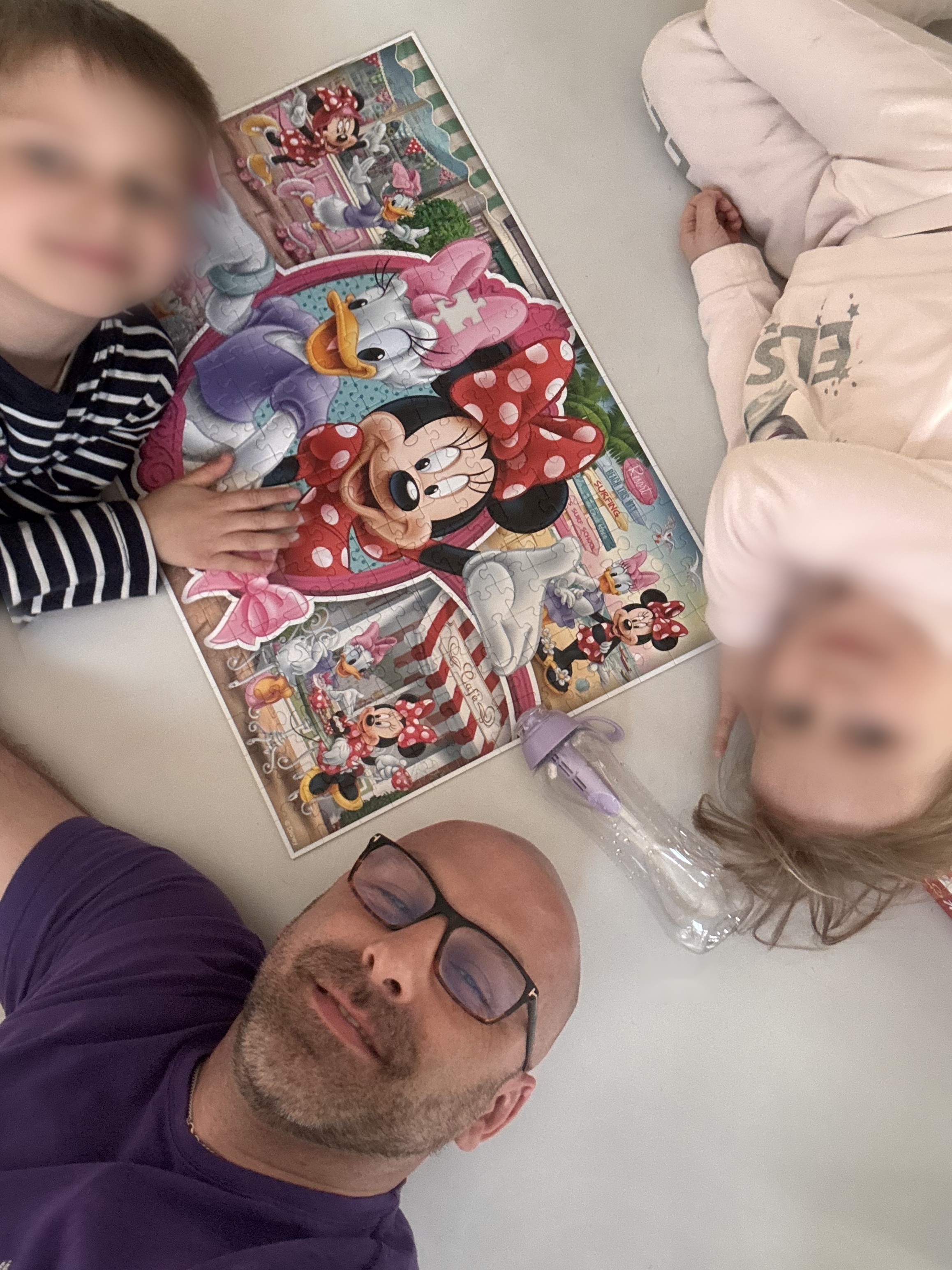 Łukasz Tręda z dziećmi